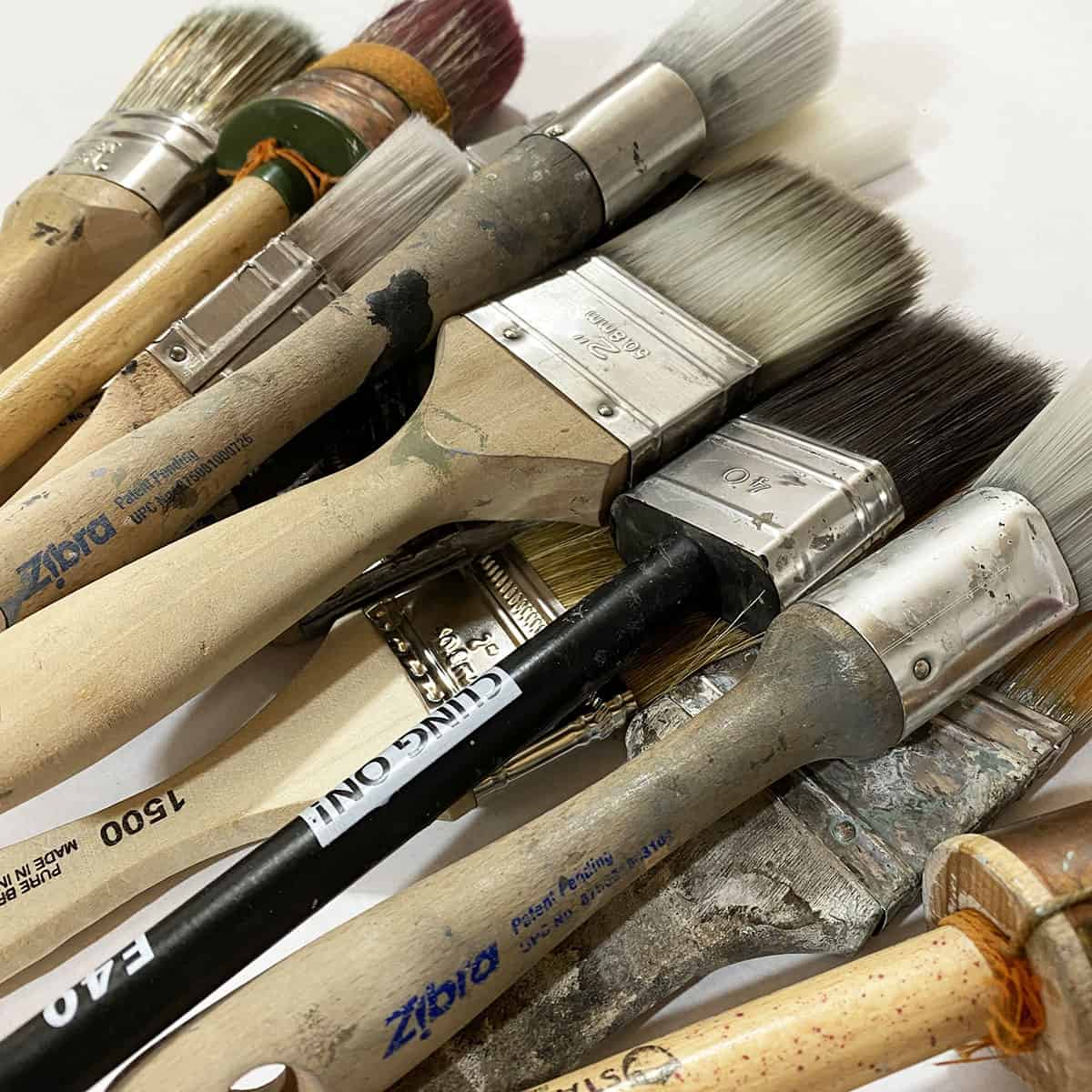 The Best Paint Brushes for Painting Furniture